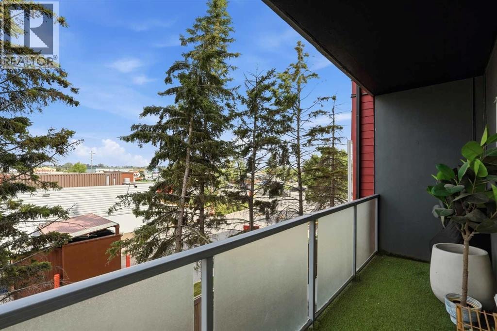 217, 335 Garry Crescent NE — photo 23