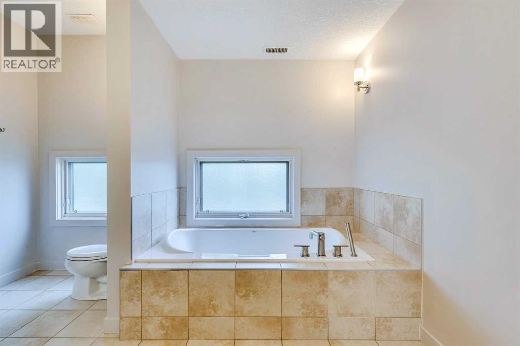 4, 2101 17 Street SW — photo 18