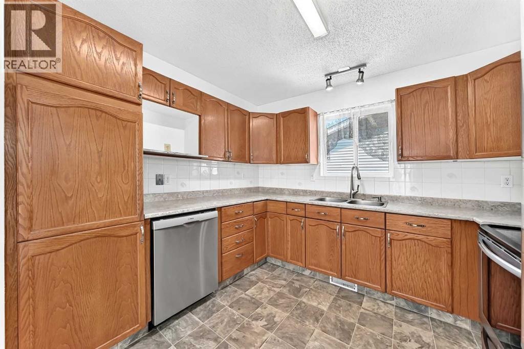 18 Erin Ridge Court SE — photo 5