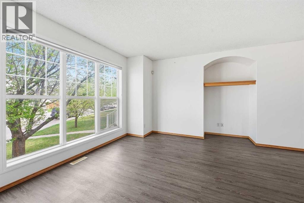 169 Cranberry Square SE — photo 6
