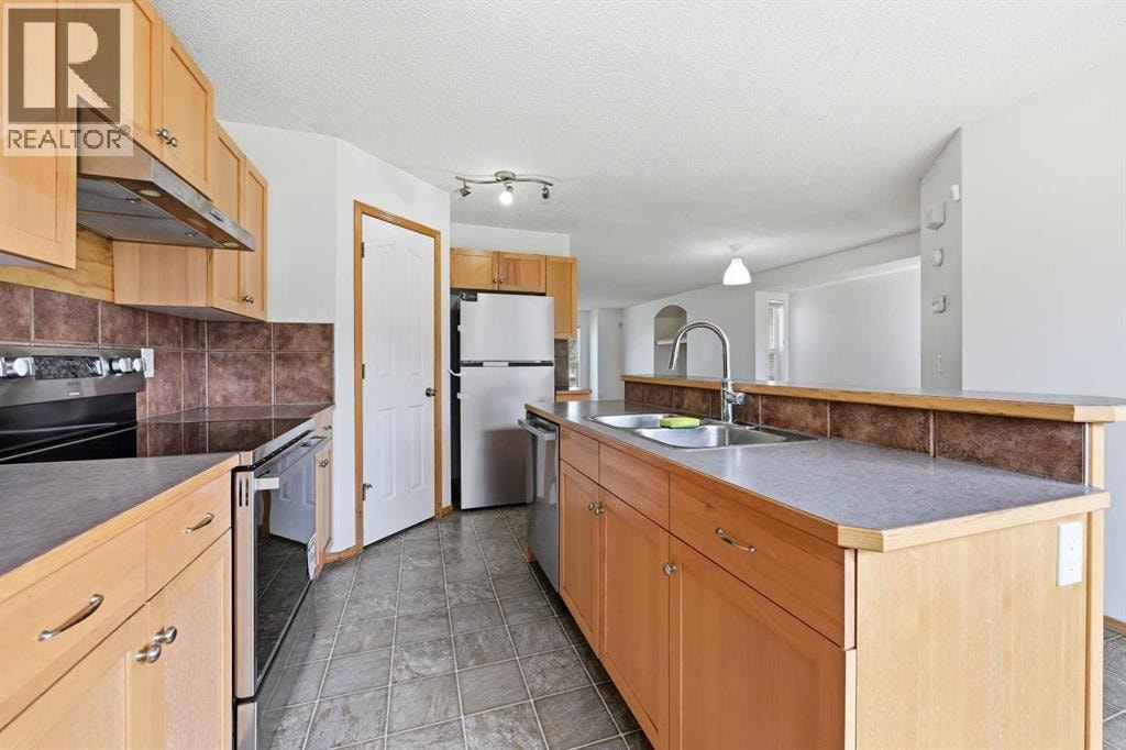 169 Cranberry Square SE — photo 17