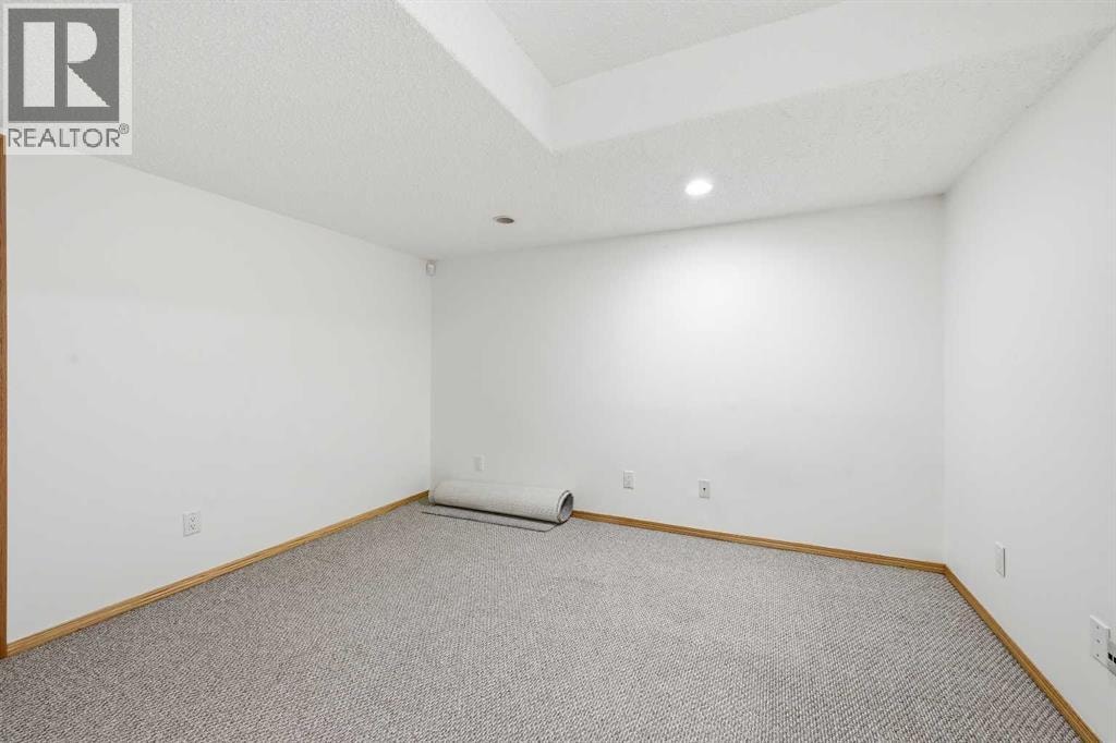 169 Cranberry Square SE — photo 38