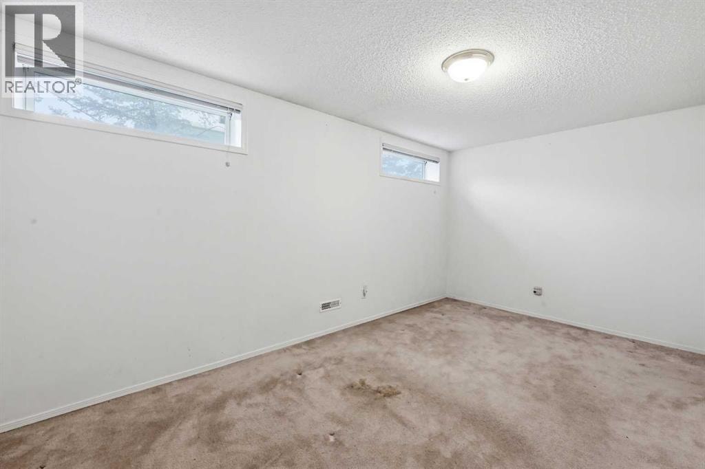 25 Tararidge Circle NE — photo 24