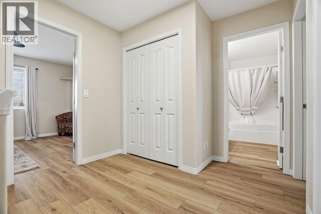 905, 720 Willowbrook Road NW — photo 27