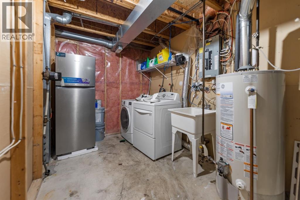 215 Carmel Close NE — photo 21