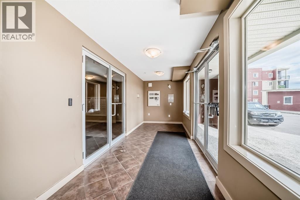 106, 5 Saddlestone Way NE — photo 32