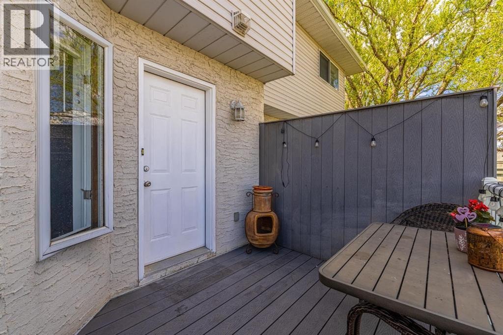 105 Bedford Manor NE — photo 22