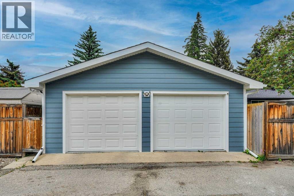 12031 Candiac Road SW — photo 31