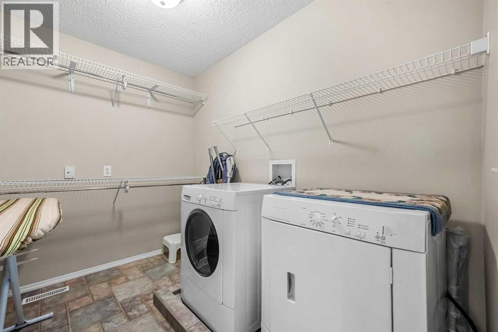 31 Elgin Green SE — photo 30