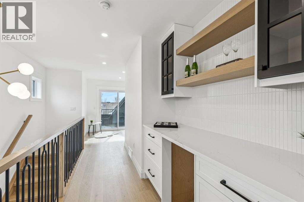 525 32 Street NW — photo 26