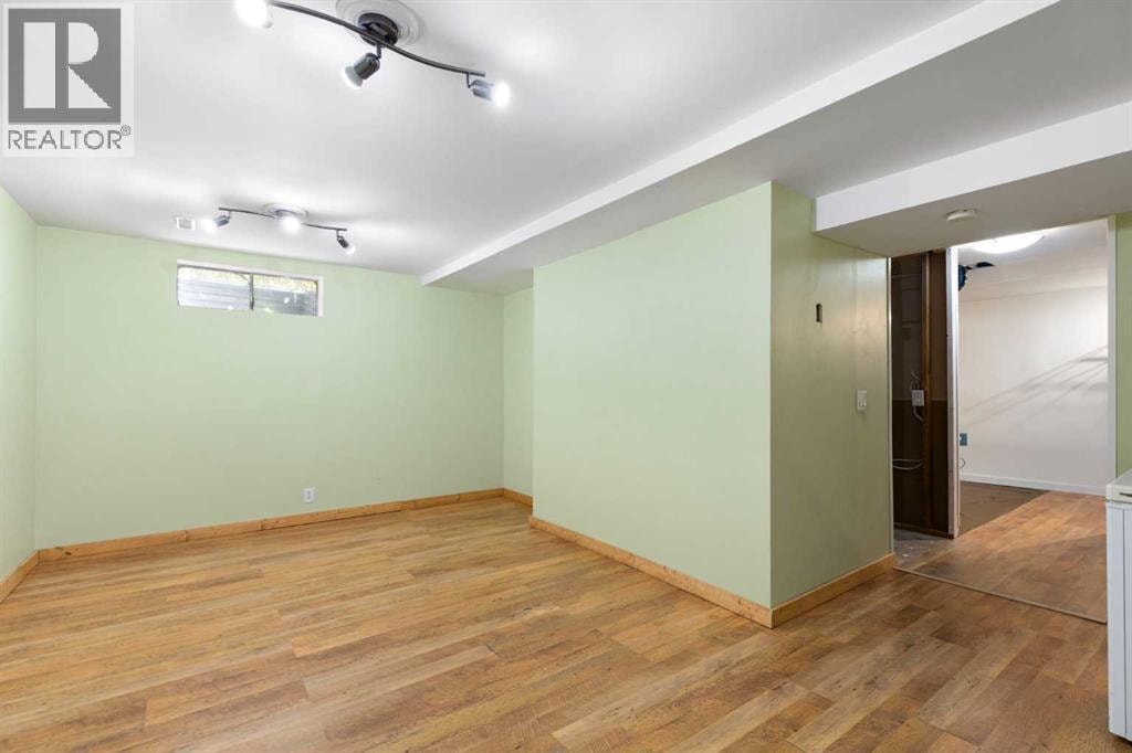 84 Abingdon Crescent NE — photo 30