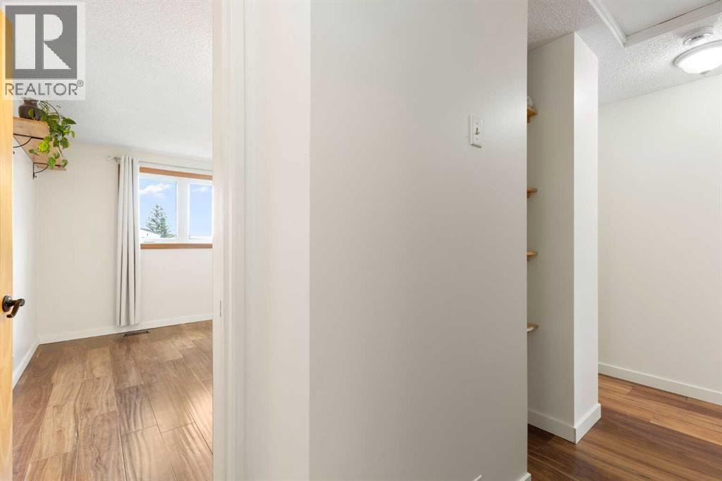 84 Abingdon Crescent NE — photo 22