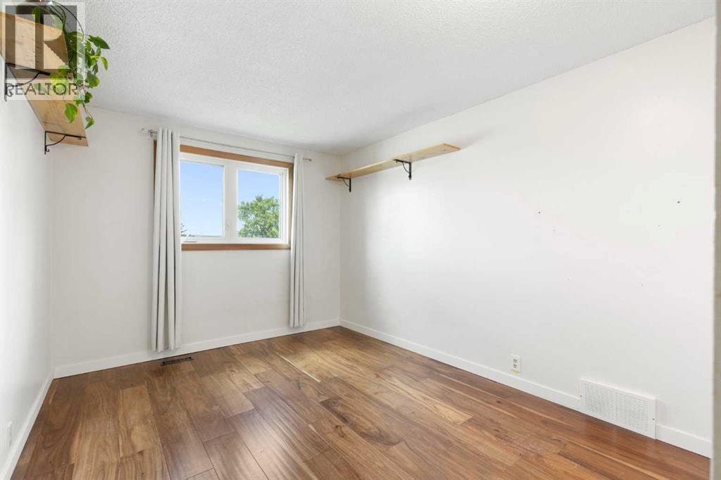 84 Abingdon Crescent NE — photo 23