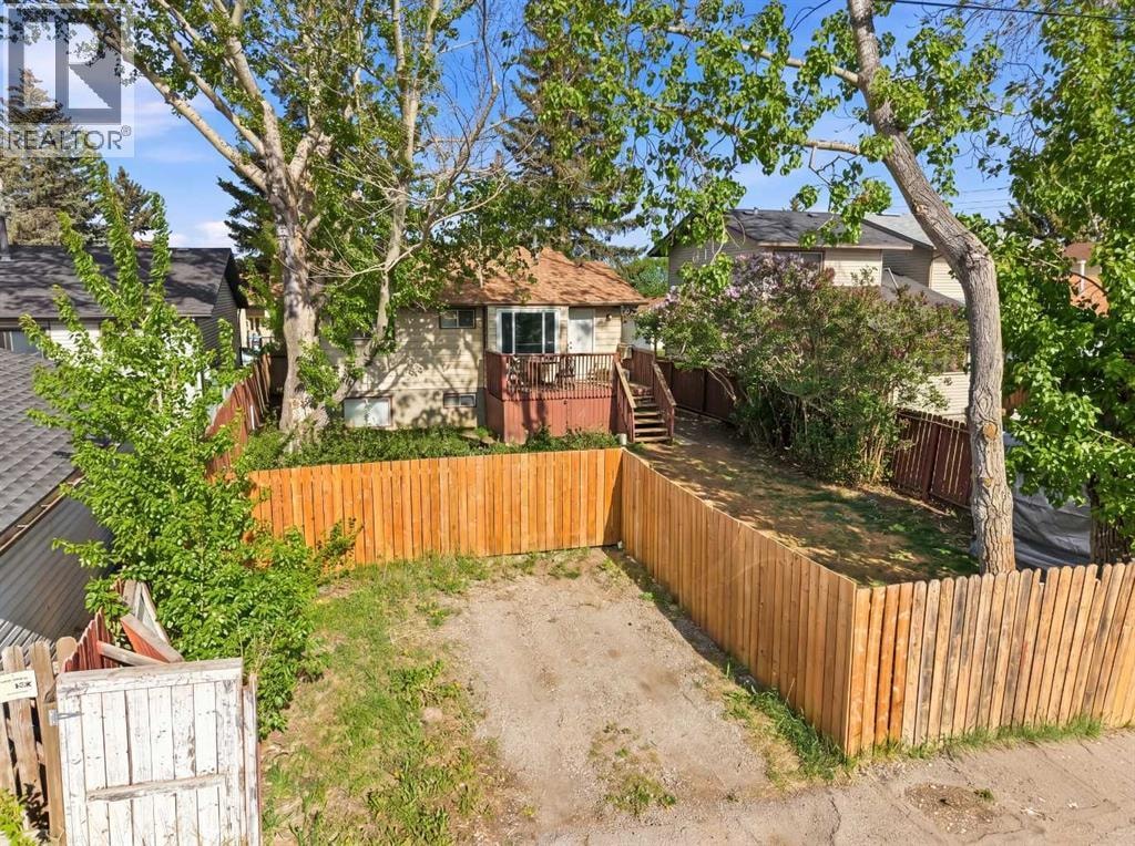84 Falconridge Place NE — photo 33