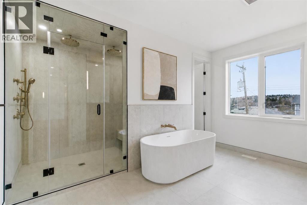 209 Windermere Road SW — photo 34