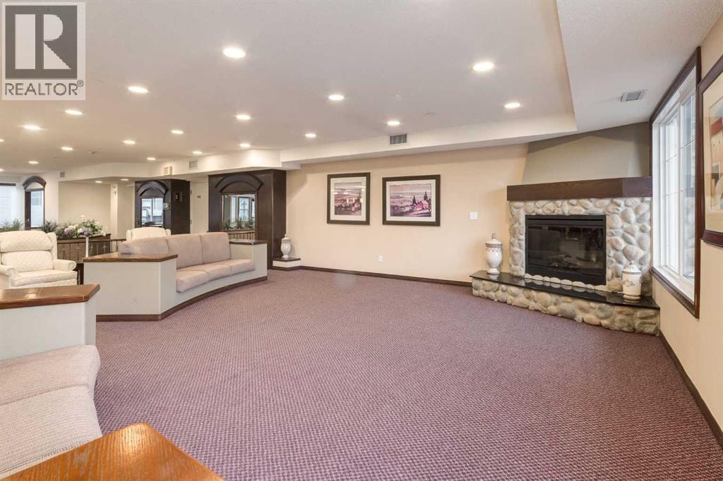 327, 8 PRESTWICK POND Terrace SE — photo 25