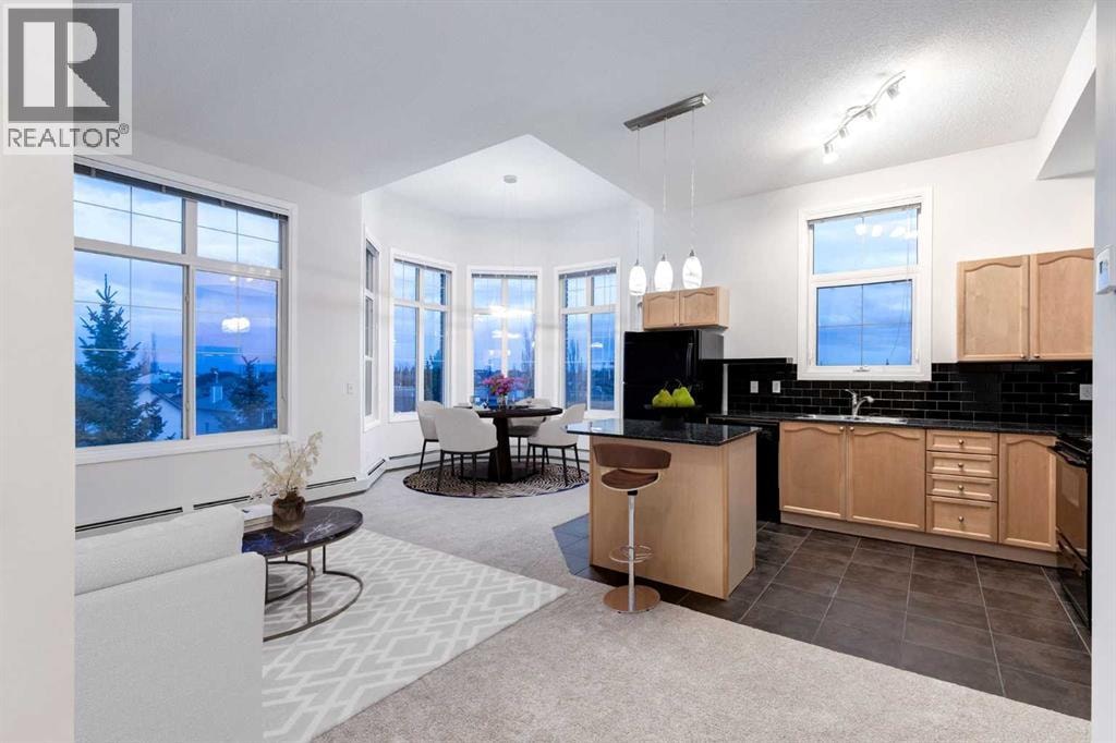 327, 8 PRESTWICK POND Terrace SE