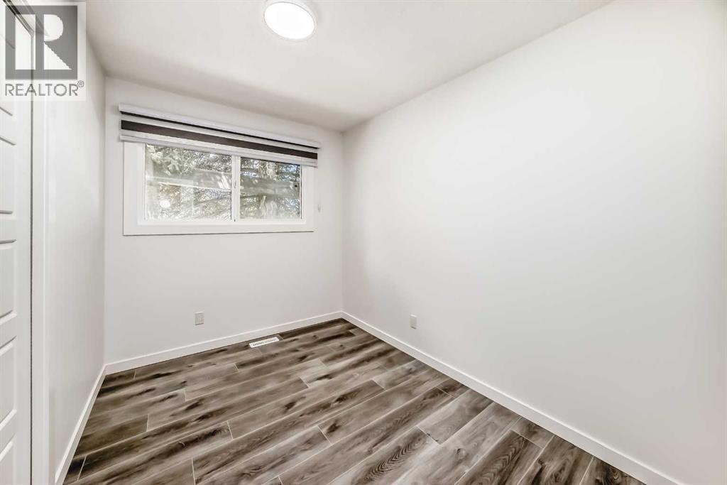 3224 Rundlelawn Road NE — photo 18
