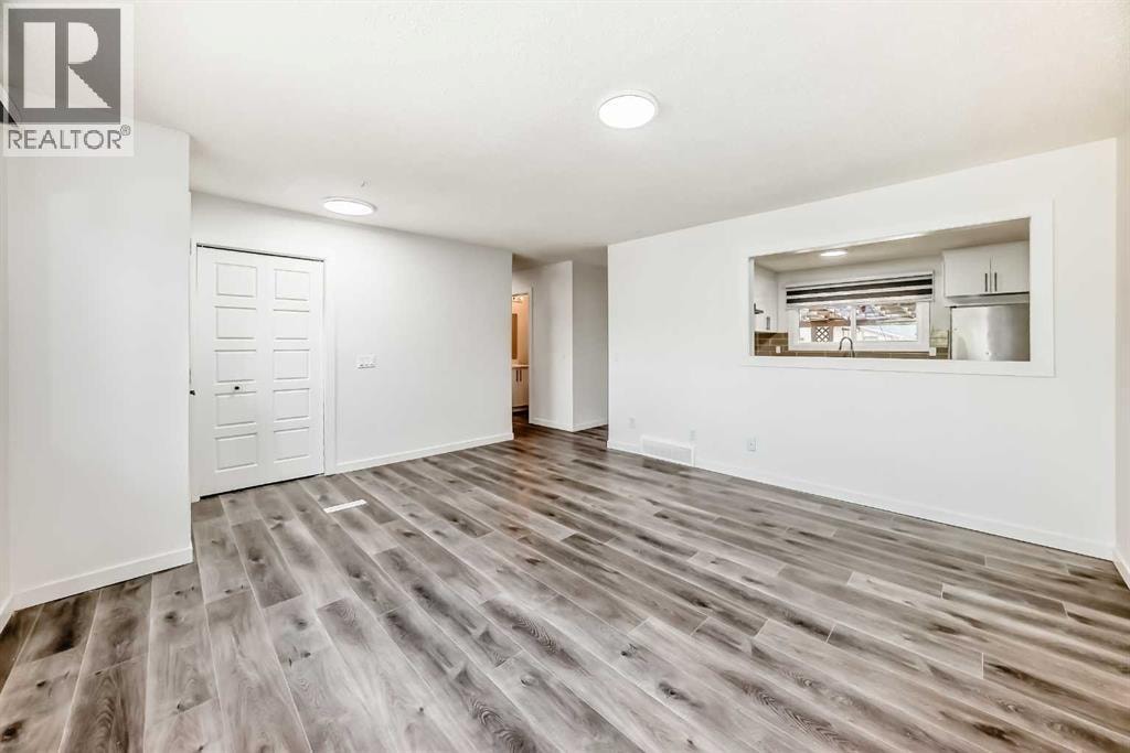 3224 Rundlelawn Road NE — photo 13