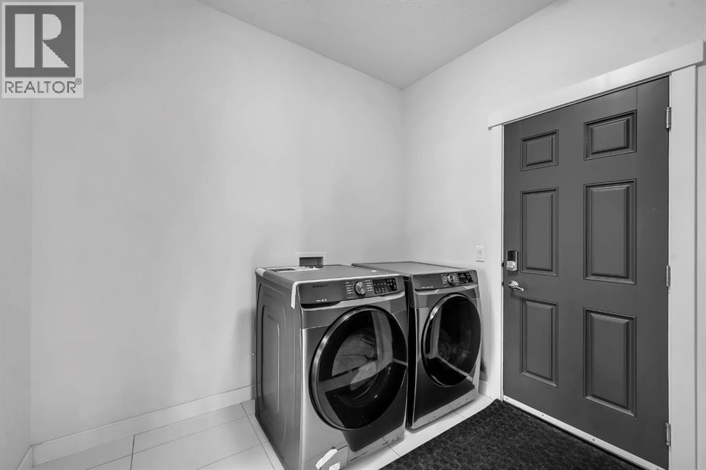 233 Cranarch Common SE — photo 12