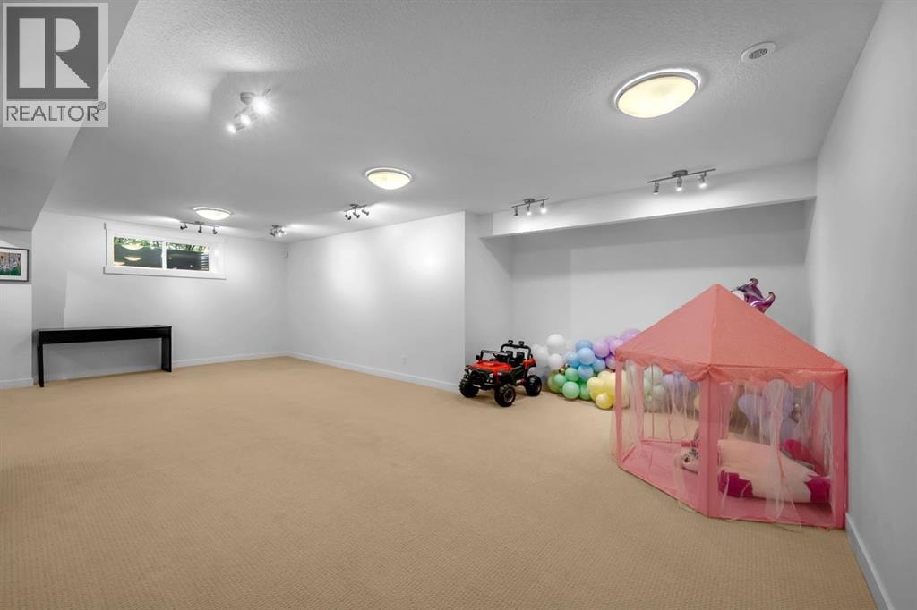 233 Cranarch Common SE — photo 18