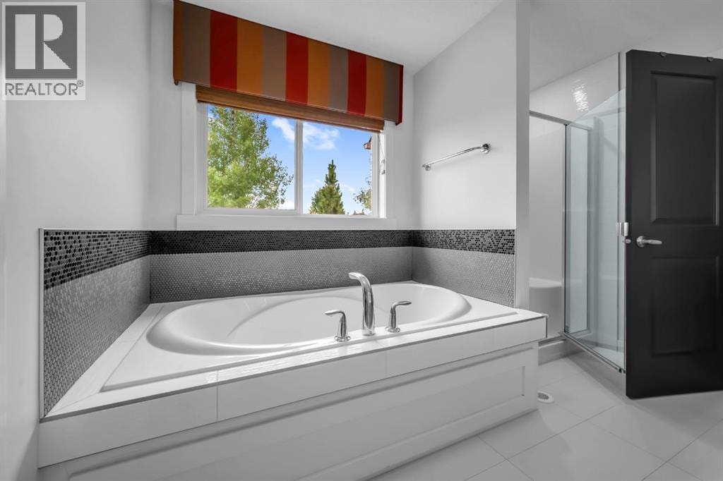 233 Cranarch Common SE — photo 25