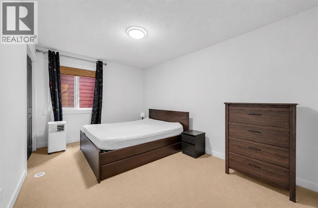 233 Cranarch Common SE — photo 30