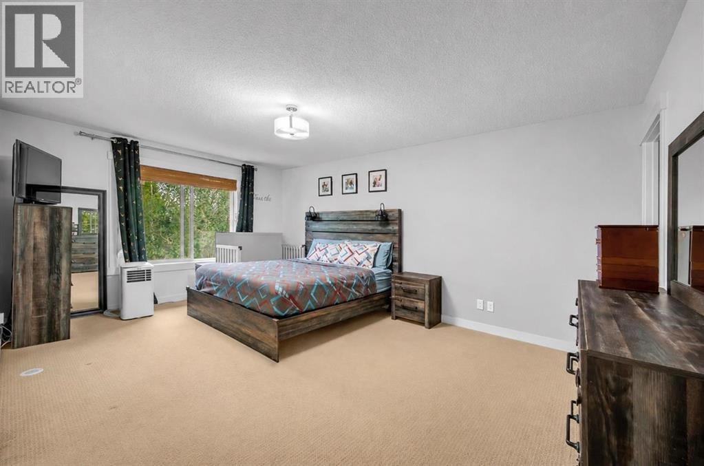 233 Cranarch Common SE — photo 22