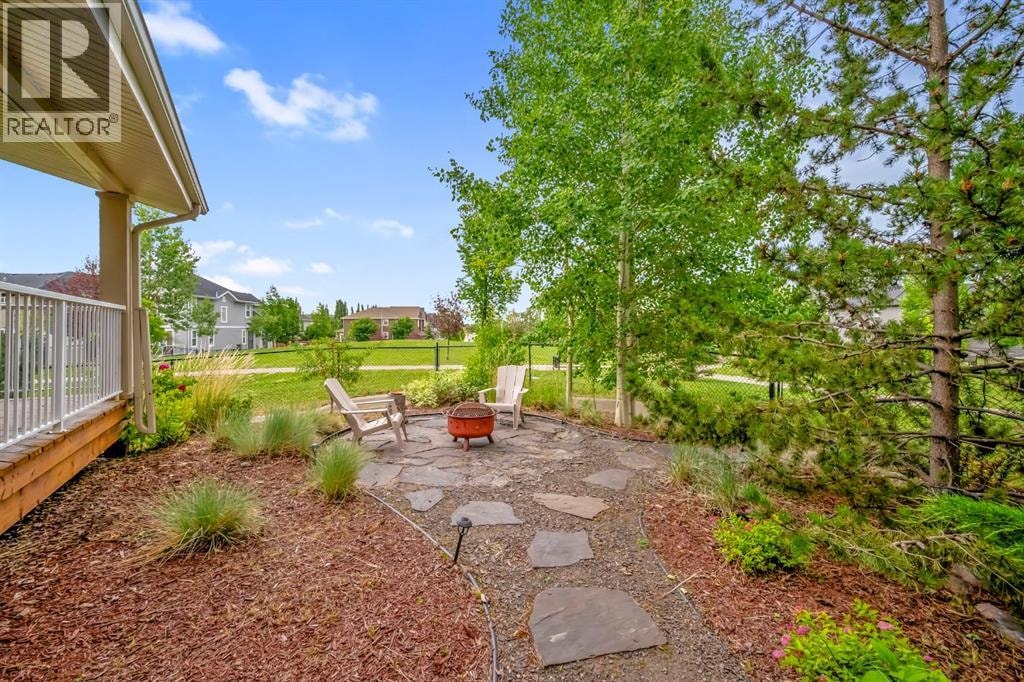 233 Cranarch Common SE — photo 35