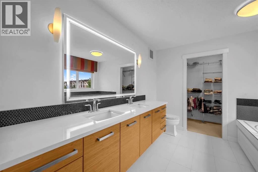233 Cranarch Common SE — photo 24