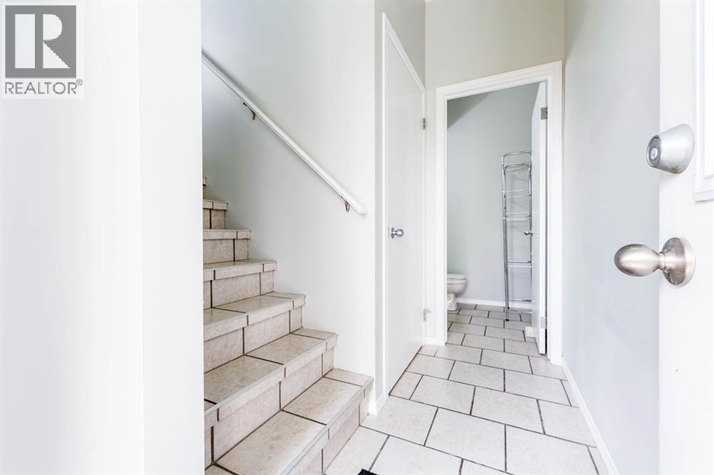 45 Tuscany Springs Garden NW — photo 31