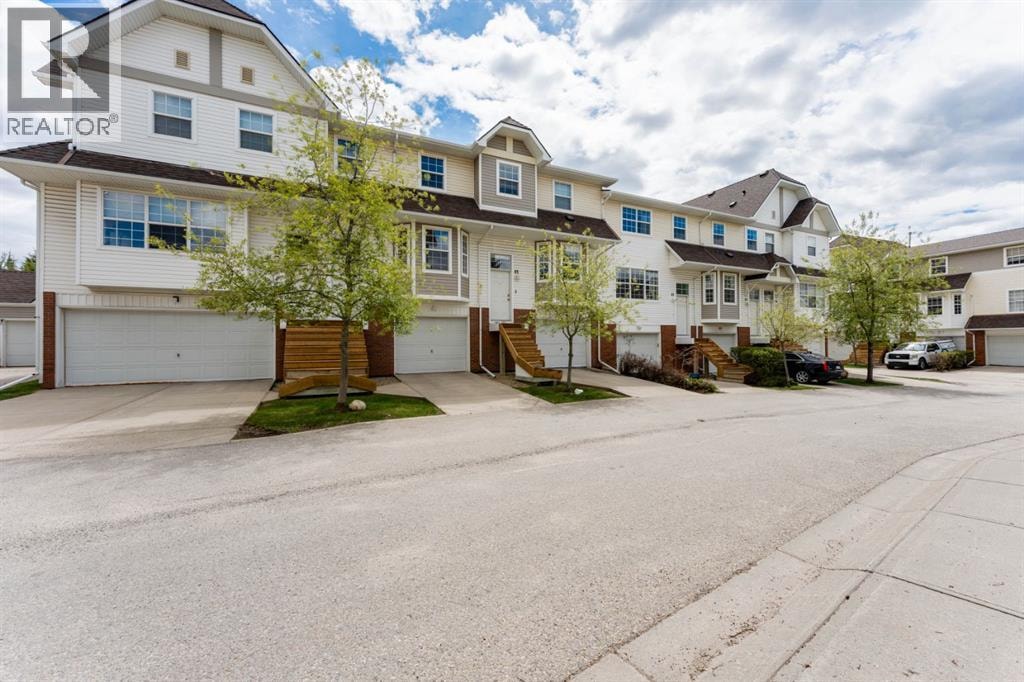 45 Tuscany Springs Garden NW — photo 44