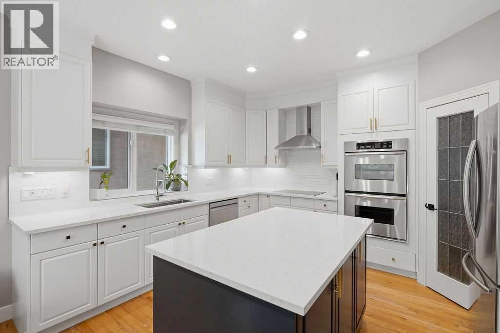 2727 6 Street NE — photo 13