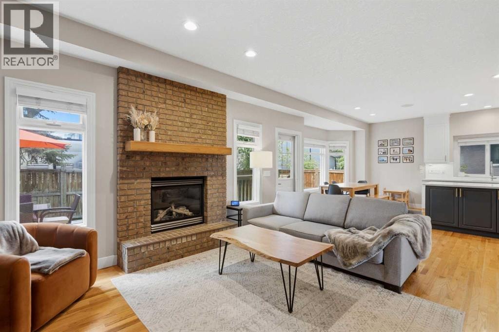 2727 6 Street NE — photo 9