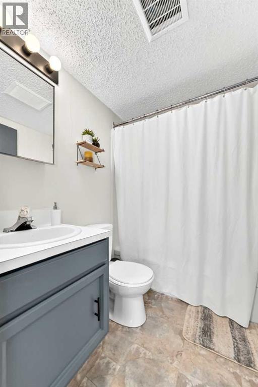 12 Aspen Crescent SE — photo 35