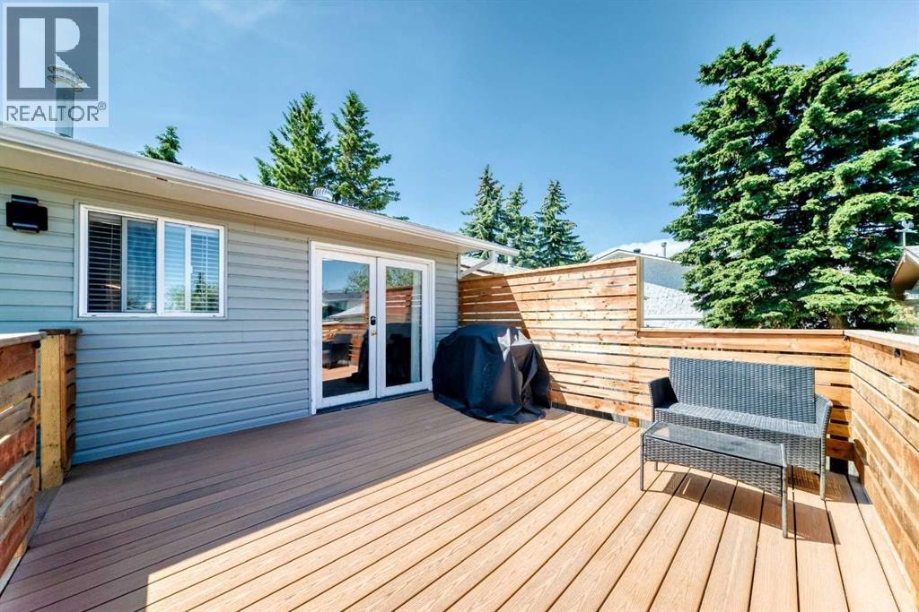 12 Aspen Crescent SE — photo 38