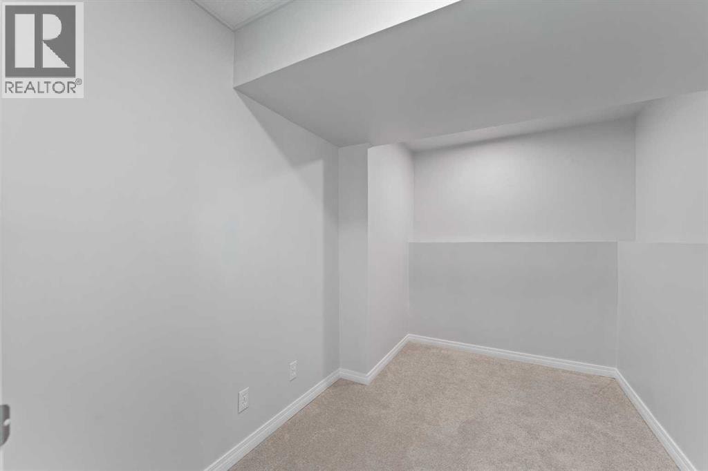 6808 Rundlehorn Drive NE — photo 18