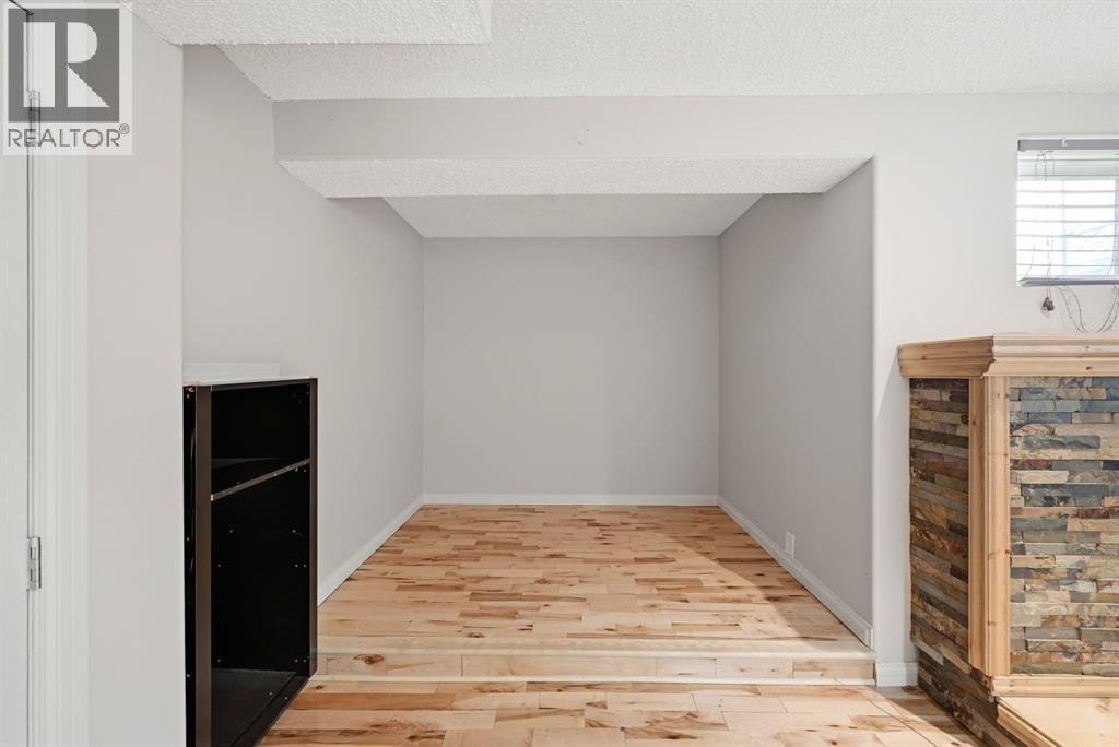 646 Everridge Drive SW — photo 38