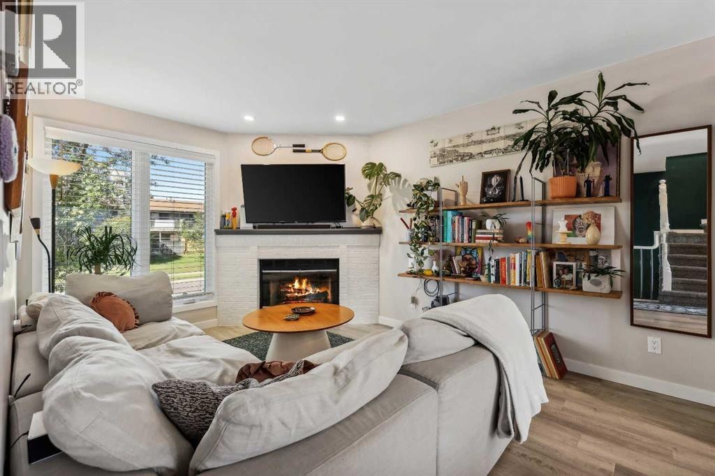 109 Coachway Lane SW — photo 11