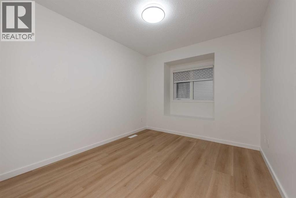 8266 Edgebrook Drive — photo 25