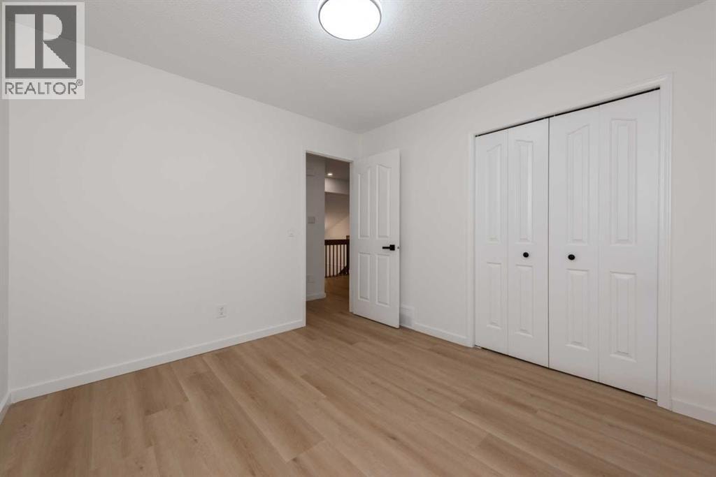 8266 Edgebrook Drive — photo 27