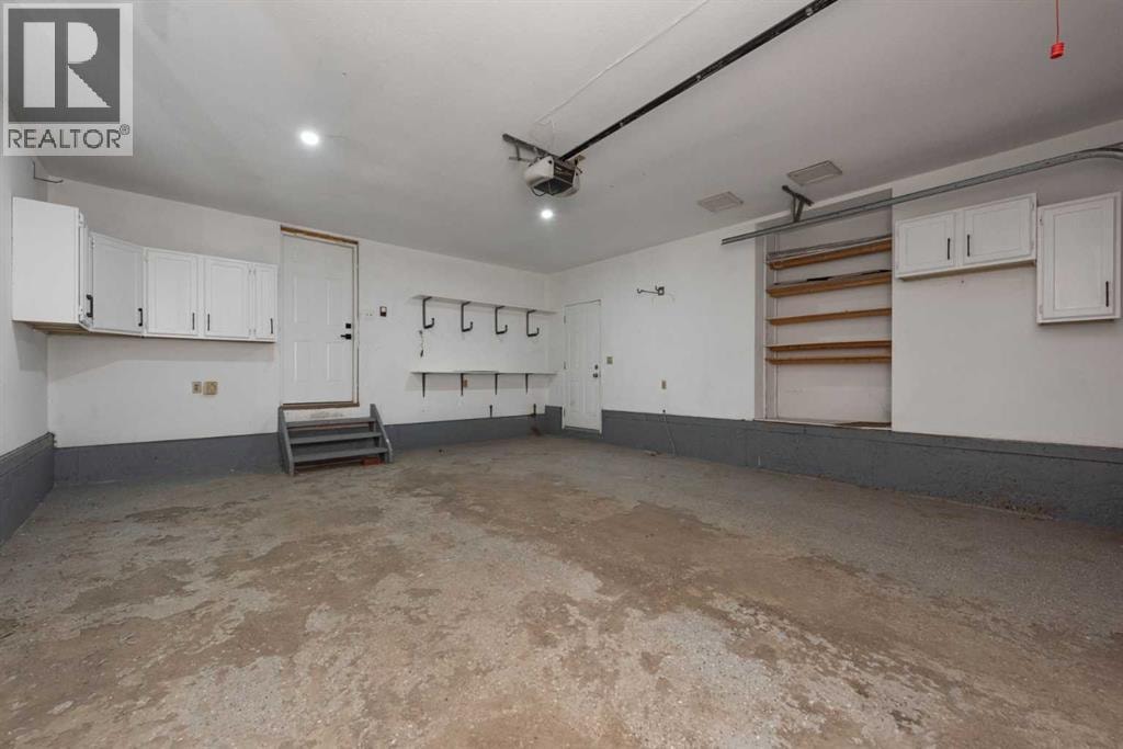 8266 Edgebrook Drive — photo 43