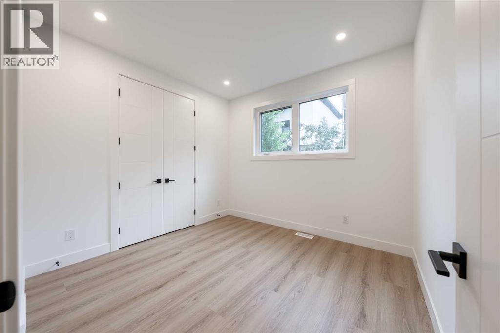 2518 16B Street SW — photo 30