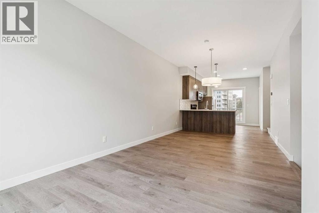 107 Shawnee Square SW — photo 4