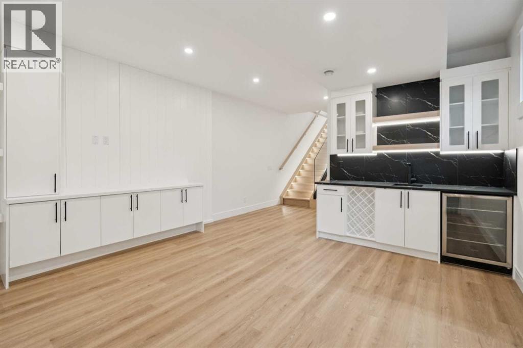 4214 16 Street SW — photo 39
