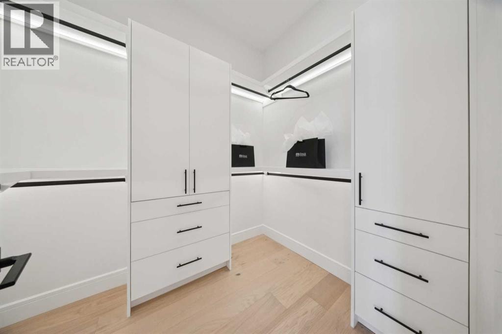 4214 16 Street SW — photo 31