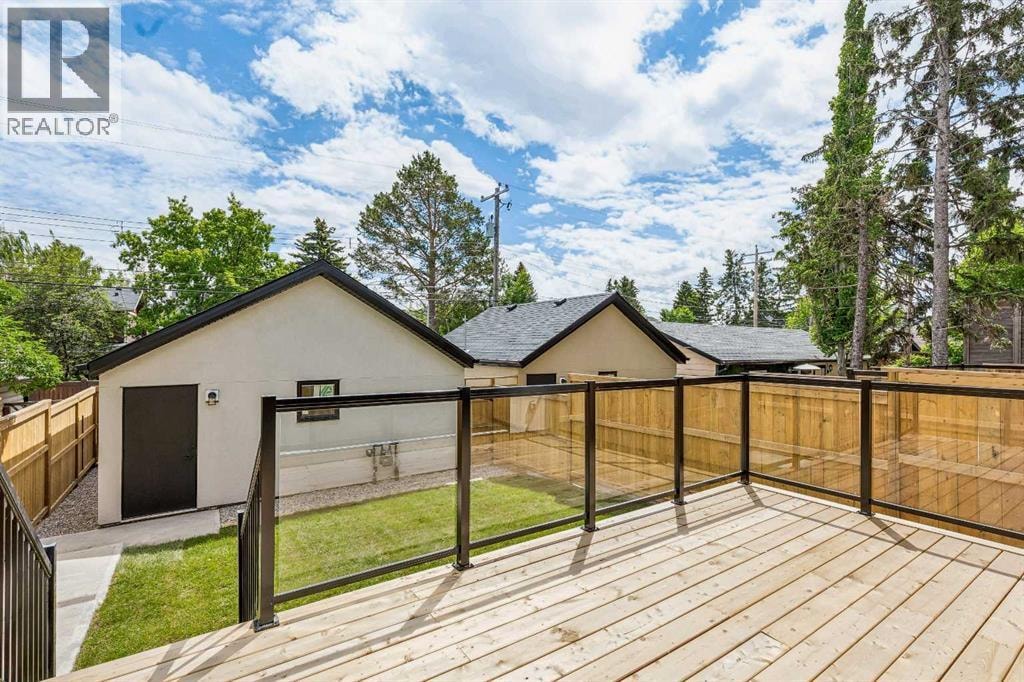 4214 16 Street SW — photo 45