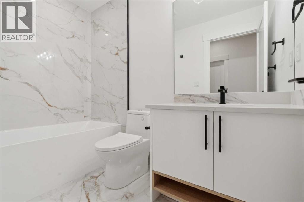 4214 16 Street SW — photo 44