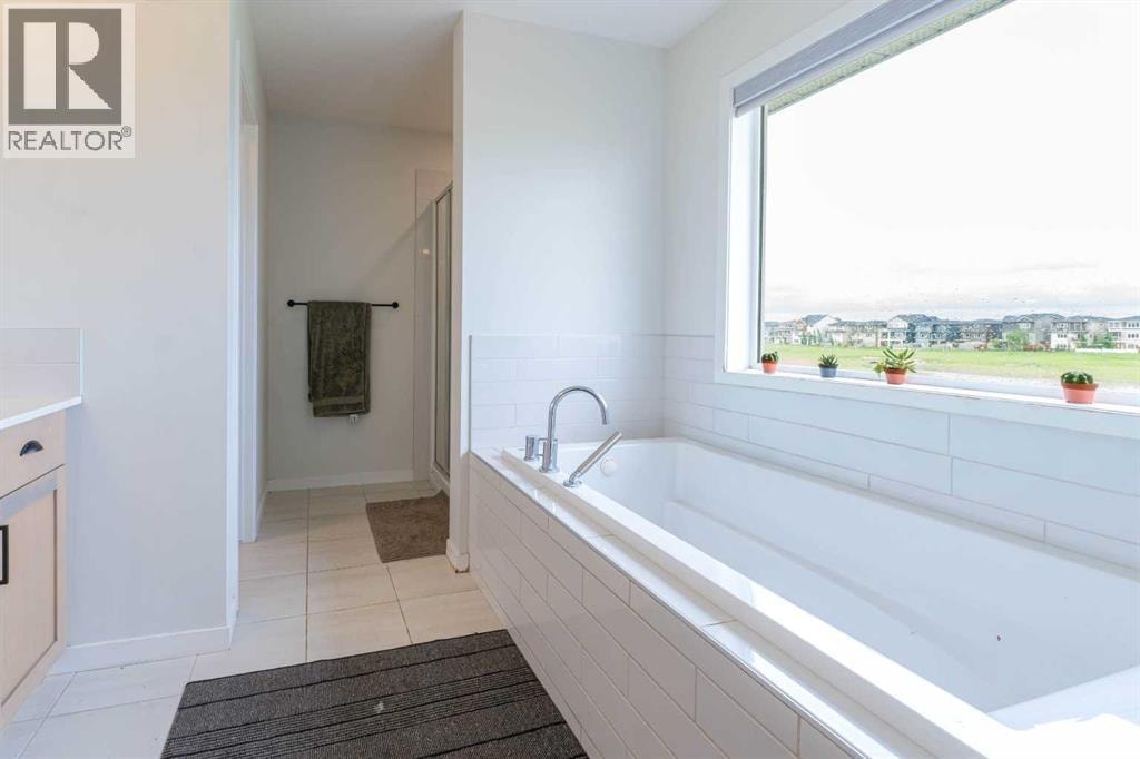 915 Corner Meadows Way NE — photo 24