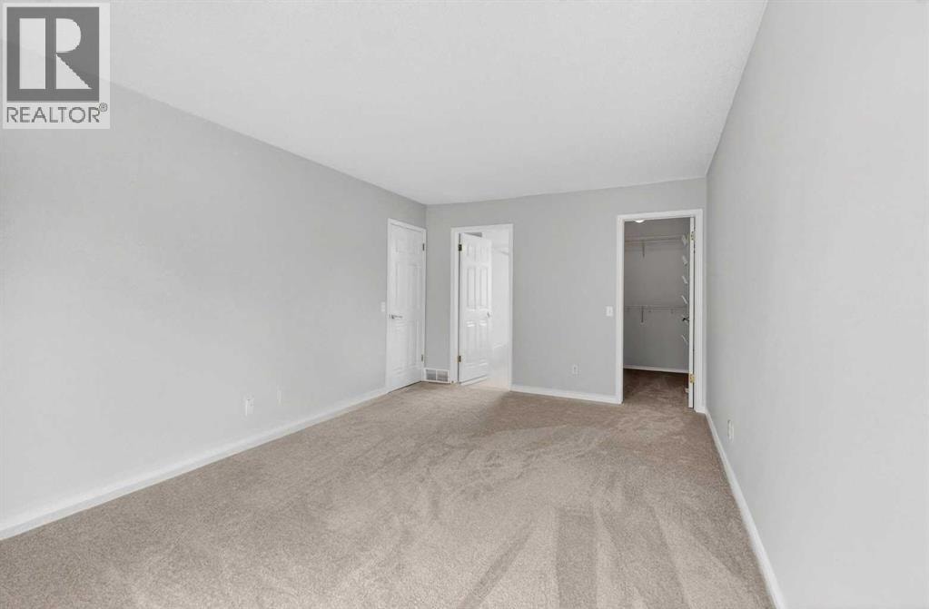 98 River Rock Crescent SE — photo 29